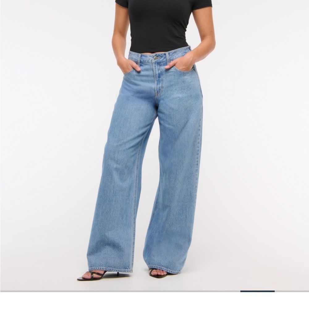 Abercrombie & Fitch Light/Medium Wide Leg Jeans